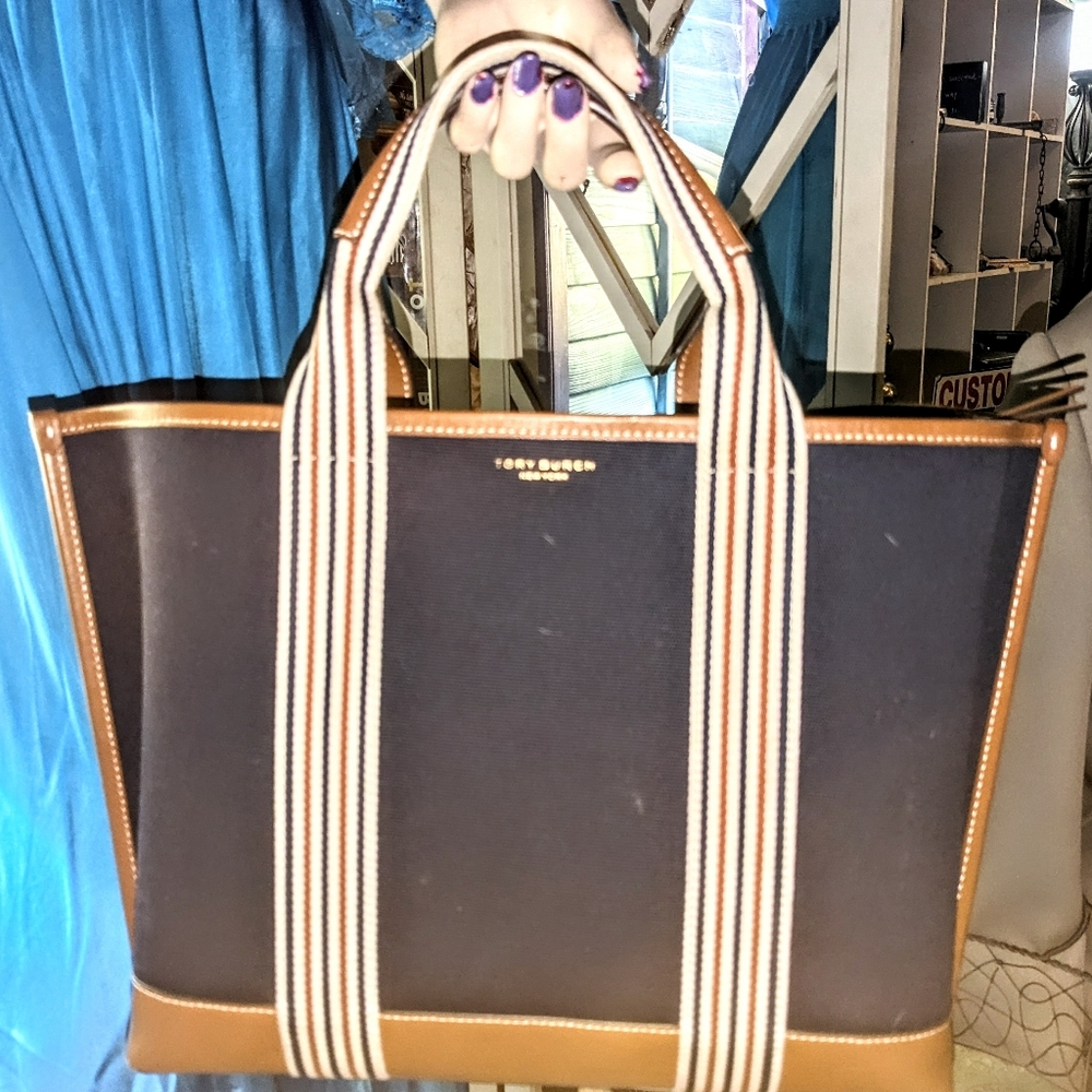 NWOT Tory Burch Women's Perry Multi Stripe Canvas Tote